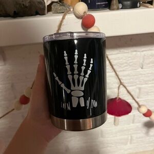 HALLOWEEN SKELETON HAND STAINLESS STEEL COFFEE MUG W/ LID